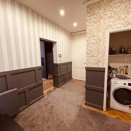 Apartment Home